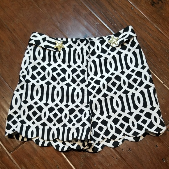 Mud Pie Pants - Black and white mudpie shorts